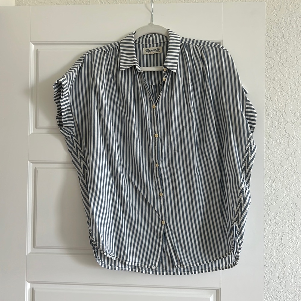 Madewell - stripe button down - small